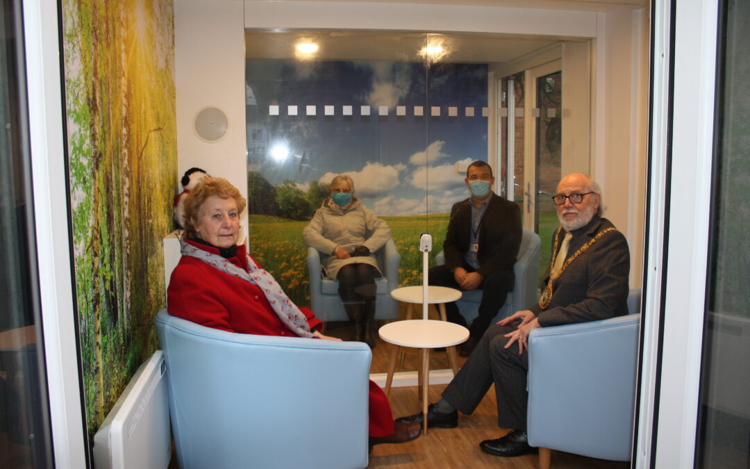 Visitor Pod Reunites Families Safely This Christmas